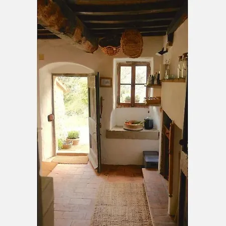 Restored Water Mill With Rockpools And Waterfall Casa de Férias