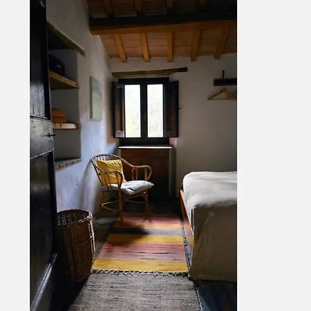 Hébergement de vacances Restored Water Mill With Rockpools And Waterfall San Giustino