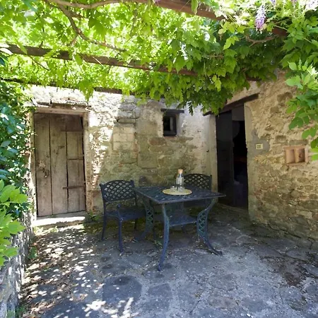 Restored Water Mill With Rockpools And Waterfall Casa de Férias