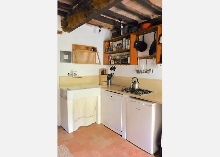 Casa de Férias Restored Water Mill With Rockpools And Waterfall San Giustino