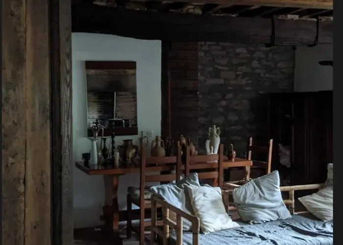 Casa de Férias Restored Water Mill With Rockpools And Waterfall *